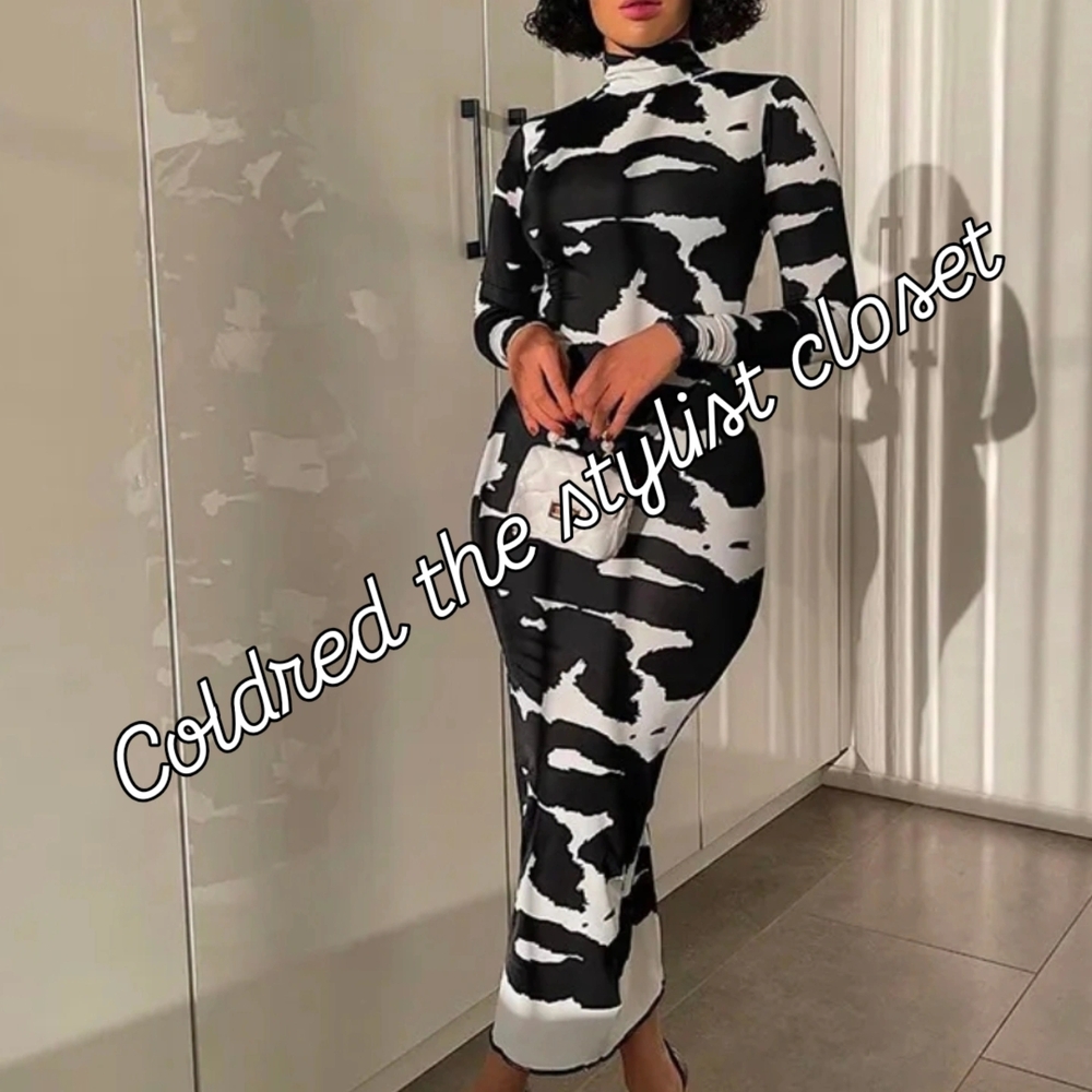 Black & White Abstract Print Bodycon Maxi Dress